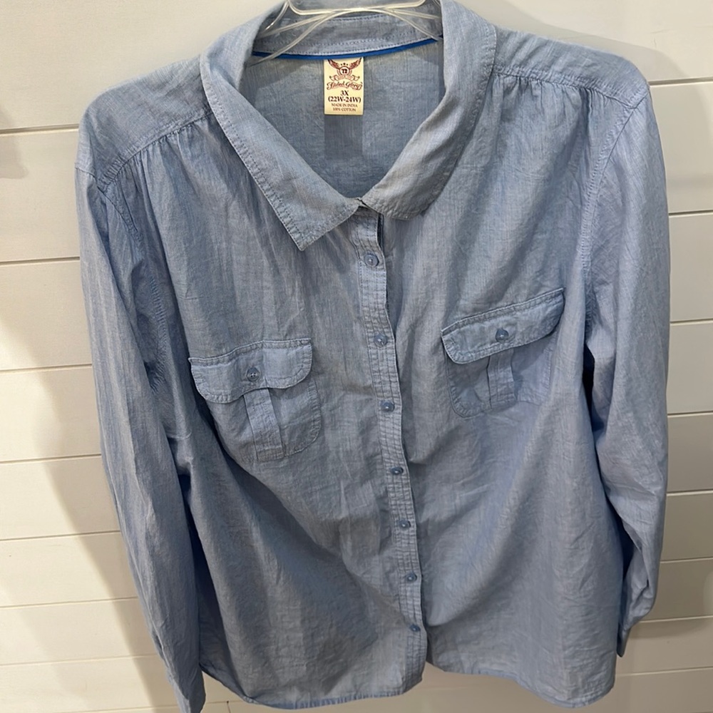 Light blue plus sized button up